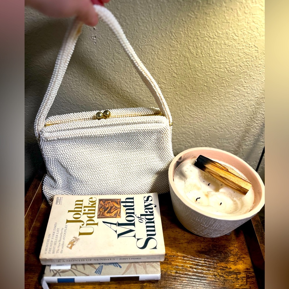 Vintage cream beaded handbag, gold clasp, holds equivalent of 3 glasses cases